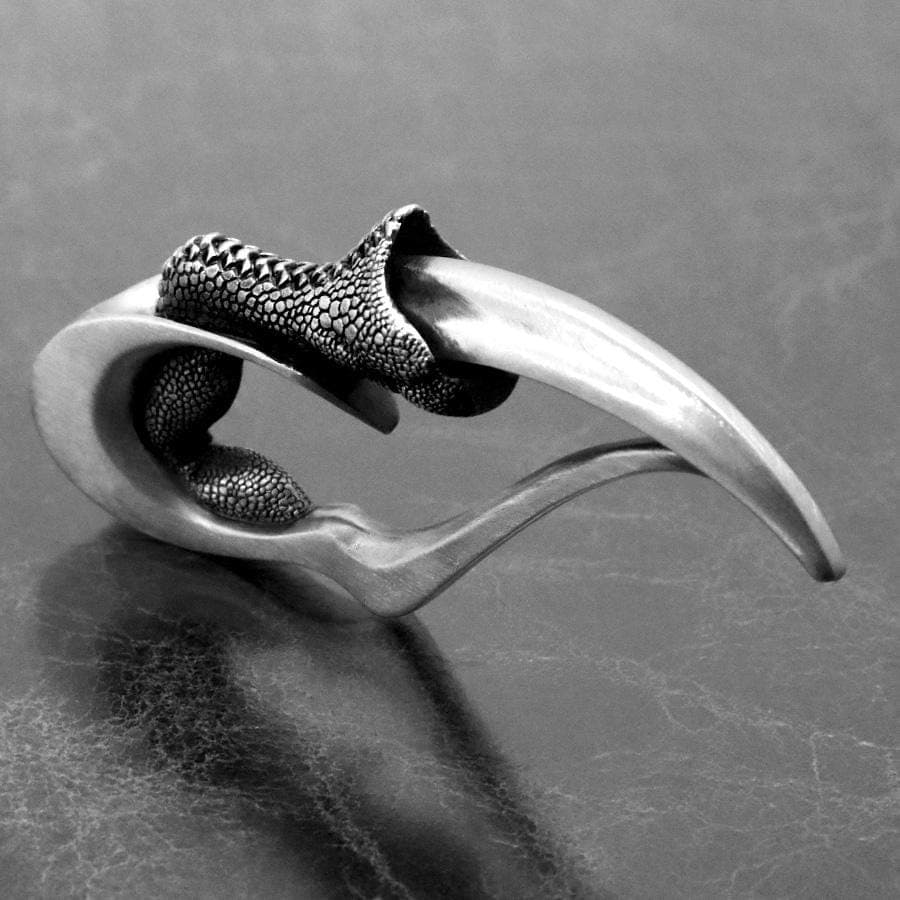 tribal claw pendant - Thumbnail 8
