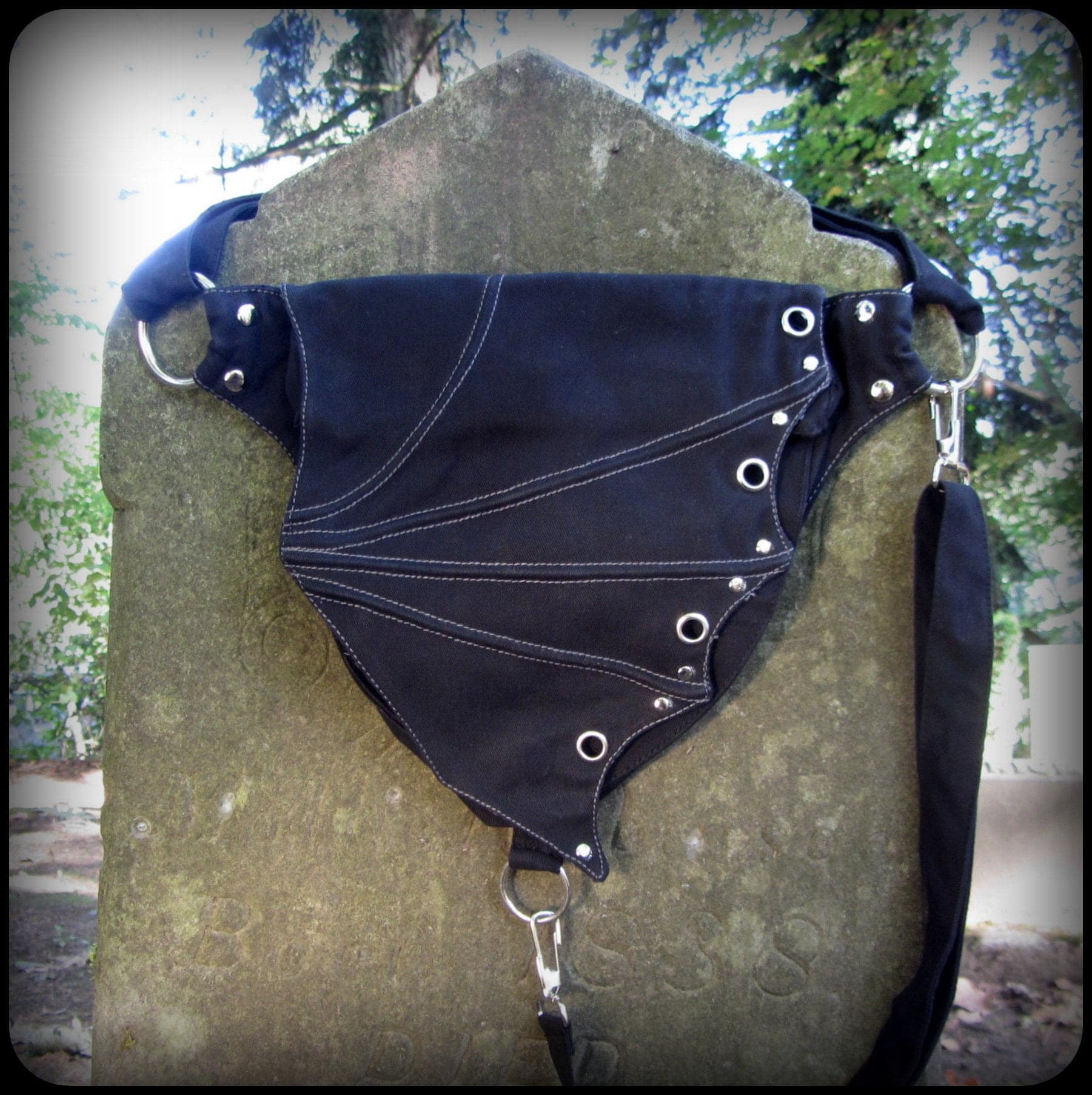 Pocket Belt Bag w/ leg strap, Bat wing utility belt, Vampire cosplay belt, larp, Witchy black vegan hip belt leg bag, thigh bag - Image 2